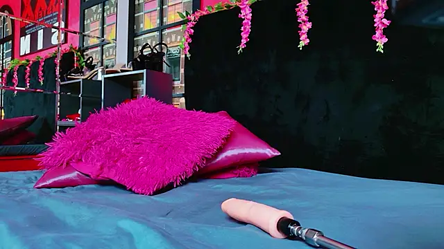  Alison   online show from March 17, 1:31 am