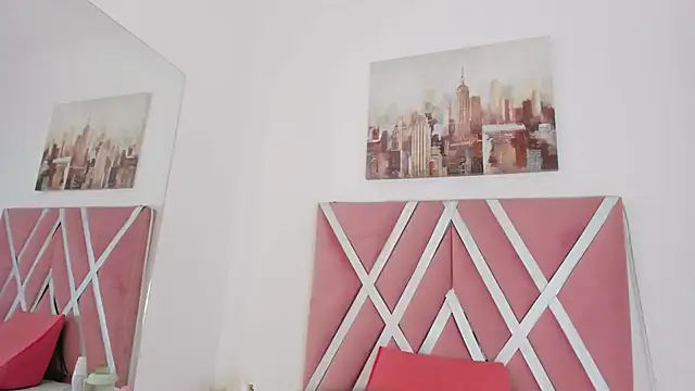  miaquevedo  online show from March 25, 4:43 pm