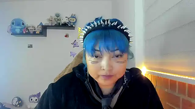 Shaddycute  online show from November 25, 1:41 am