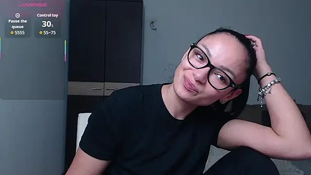 BabySerene online show from February 17, 6:46 am