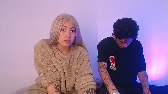 Sebas And Mila online show from September 19, 7:46 pm