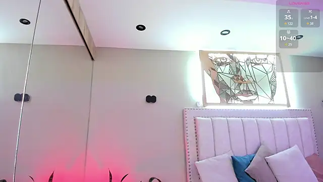 Snapshot of _nina_sweet chatting on September 18, 1:31 pm nina sweet online show from September 18, 1:31 pm