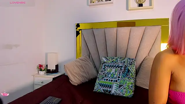 vahiolet fuentes online show from November 27, 3:20 am