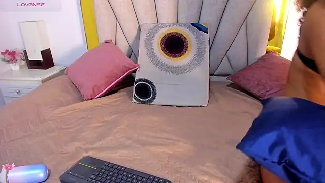 vahiolet fuentes online show from January 10, 3:44 am