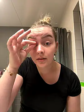 Snapshot of xX_HotCouple_Xx chatting on September 22, 6:50 pm xX HotCouple Xx online show from September 22, 6:50 pm