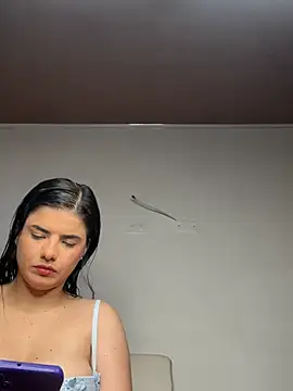 Tamaraa wet online show from January 12, 4:51 am