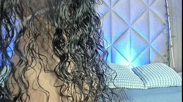 BriaConner  online show from October 20, 1:52 am