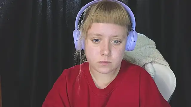 Snapshot of June_shy0 chatting on September 14, 7:06 am June shy0 online show from September 14, 7:06 am