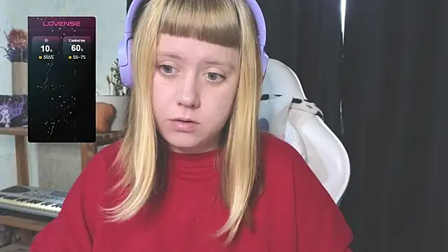 Snapshot of June_shy0 chatting on September 21, 7:29 am June shy0 online show from September 21, 7:29 am