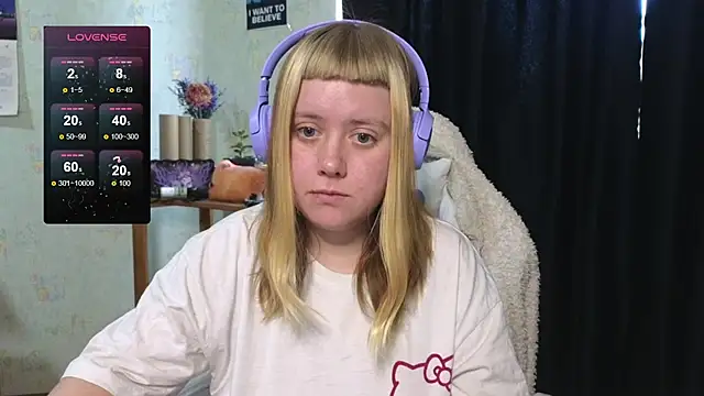 Snapshot of June_shy0 chatting on October 18, 9:12 am June shy0 online show from October 18, 9:12 am