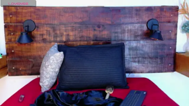 Celeste sanz online show from February 12, 10:28 am