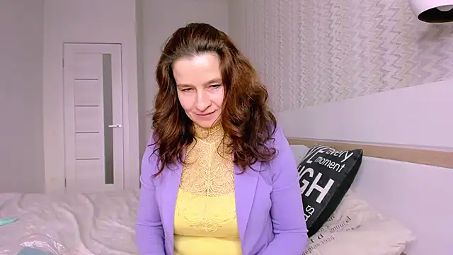   MaryLee   online show from March 21, 1:49 pm