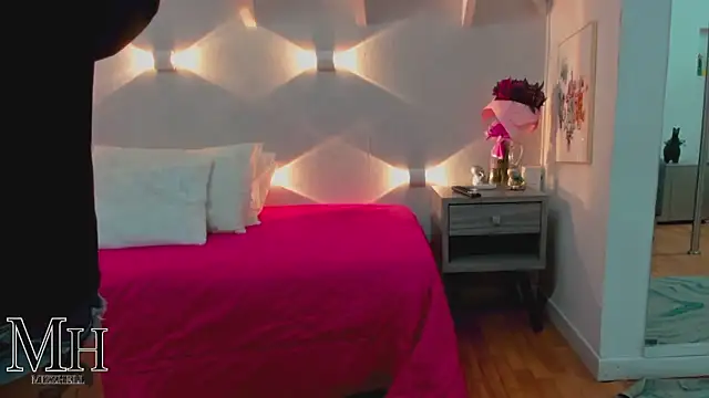 MizzHell online show from April 18, 3:42 am