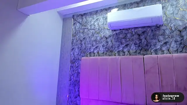 aliccecooper online show from November 18, 10:38 am