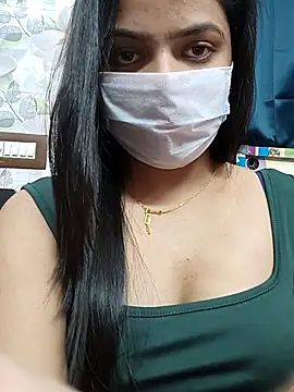 Snapshot of Myloveurvi chatting on September 27, 7:10 pm Myloveurvi online show from September 27, 7:10 pm