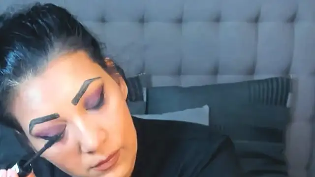 AmyCubes online show from September 23, 5:05 am