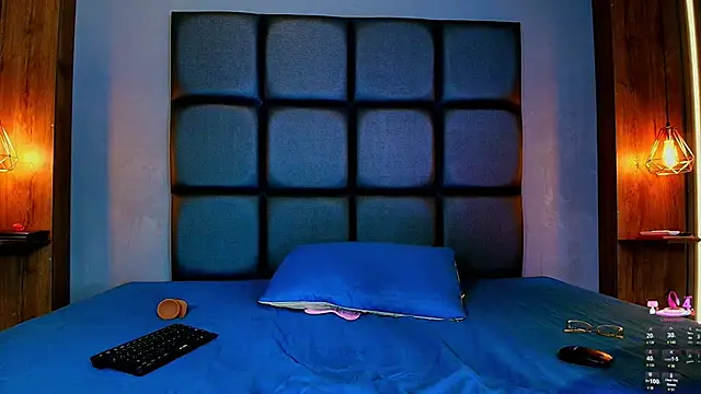 alexxa ortiz online show from October 7, 12:42 pm