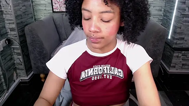 Violeth b online show from September 13, 2:03 pm