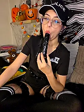 Snapshot of LisandreLaVenale chatting on October 7, 10:58 pm LisandreLaVenale online show from October 7, 10:58 pm