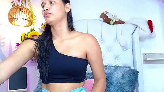 Alison Wiley online show from February 21, 2:34 am