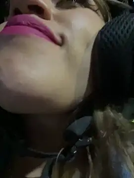 perlita05 online show from January 7, 12:58 am