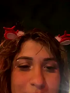 perlita05 online show from December 20, 2:37 am