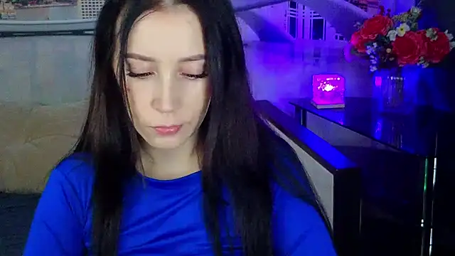 Snapshot of MonicaSweetx chatting on September 9, 9:25 pm MonicaSweetx online show from September 9, 9:25 pm