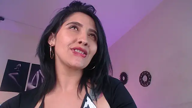 emily leinner online show from November 13, 3:55 pm