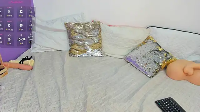 cookplleaser online show from November 7, 12:00 pm