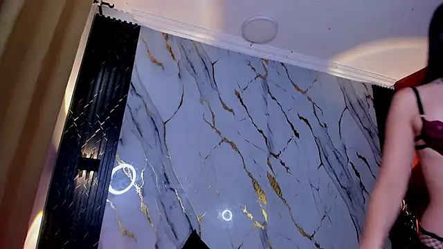 Vennus gir online show from November 18, 7:48 pm