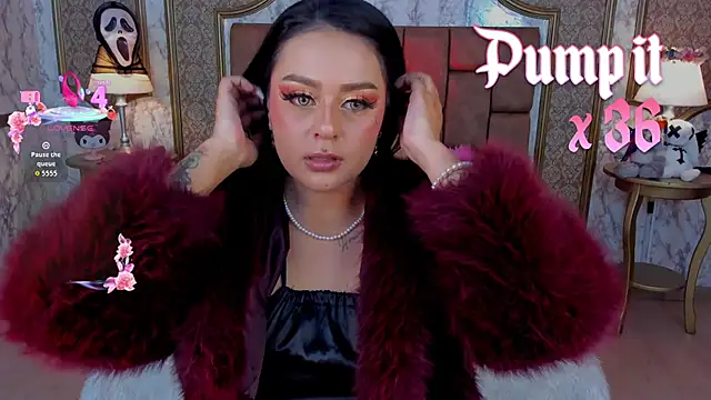 SoffiQueen online show from October 21, 8:35 pm