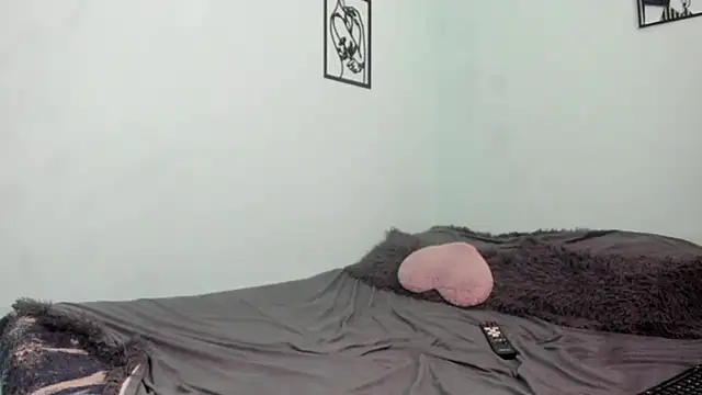 Nathaly love96 online show from December 2, 8:44 pm