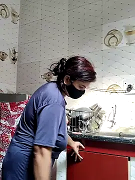 illay love online show from October 27, 4:41 am