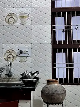 illay love online show from November 18, 5:14 pm