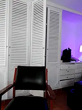 Adel Nesbiit online show from March 16, 7:40 pm