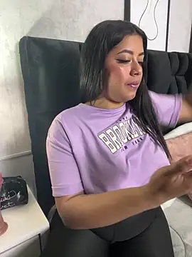 Snapshot of ElaaPerez chatting on September 15, 4:47 pm ElaaPerez online show from September 15, 4:47 pm