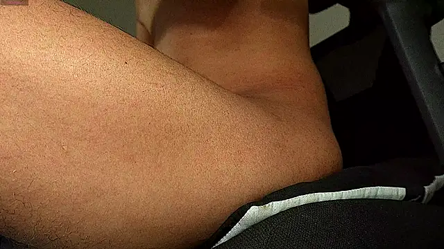 NickSull   online show from February 10, 12:13 am