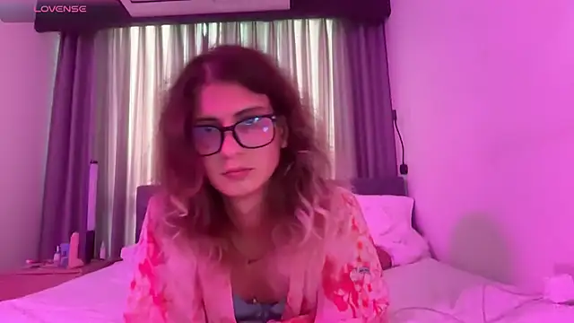 Alice Pinkhead online show from February 10, 10:29 am