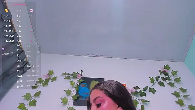 Mxss Honey online show from October 19, 9:33 am