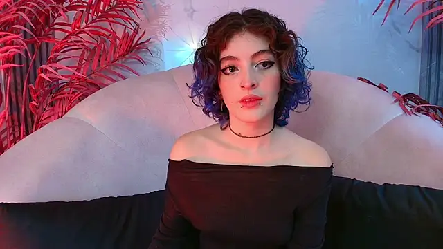 EvaHalsey online show from October 28, 7:52 pm