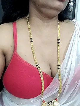 Snapshot of Deepthi_Mysore chatting on September 13, 6:05 pm Deepthi Mysore online show from September 13, 6:05 pm