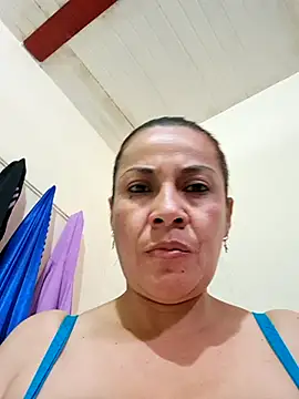 Snapshot of Zaralu_ chatting on September 22, 9:02 pm Zaralu online show from September 22, 9:02 pm