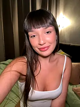 Sophie Avory online show from November 4, 10:15 pm