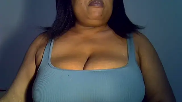 hugemelonsxxx online show from February 10, 7:17 pm