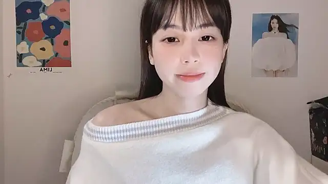 -Hottie online show from November 18, 5:03 pm