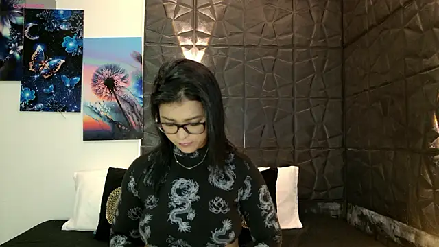 graceymilf666 online show from January 15, 12:11 pm