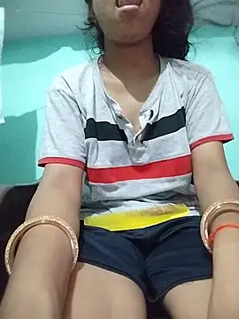 Hotty-Divya online show from July 2, 3:23 am