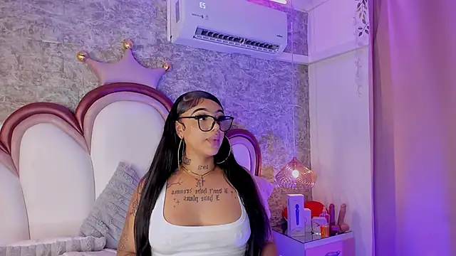 Mia Jansen online show from April 21, 1:18 pm