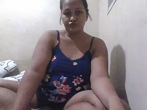 Sweetchuby1995 online show from July 19, 3:14 pm
