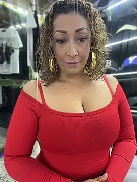 Katti Barrera online show from July 18, 9:50 pm